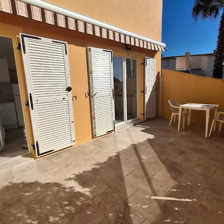 Rdc Avec Jolie Terrasse